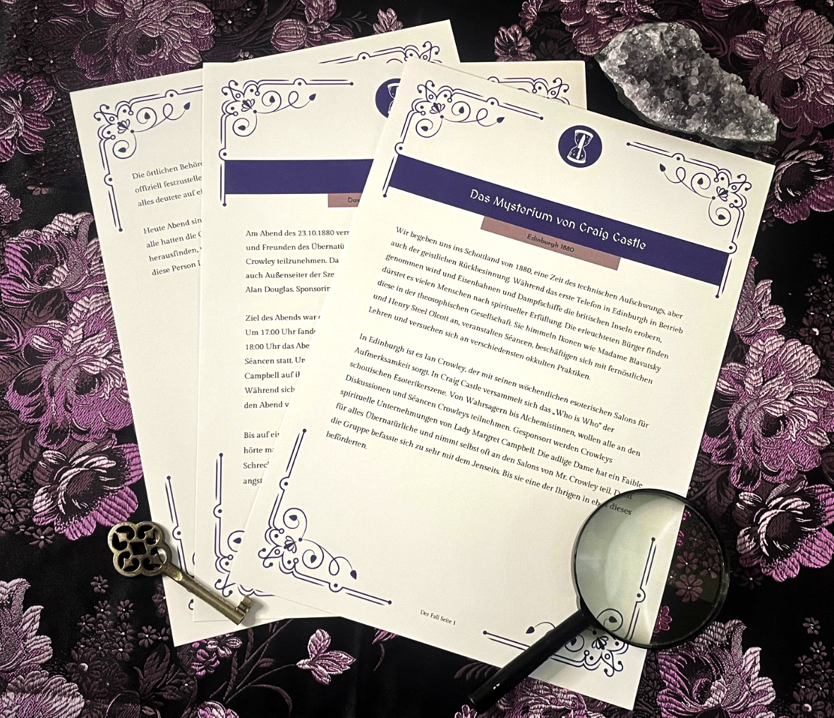 Drei Seiten einer selbst gedruckten Version des Krimidinners "Das Mysterium von Craig Castle" in Edinburgh